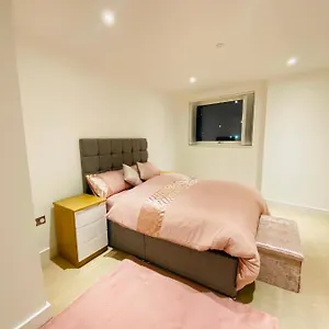 excel-apartment.cambridgehotelsuk.com/